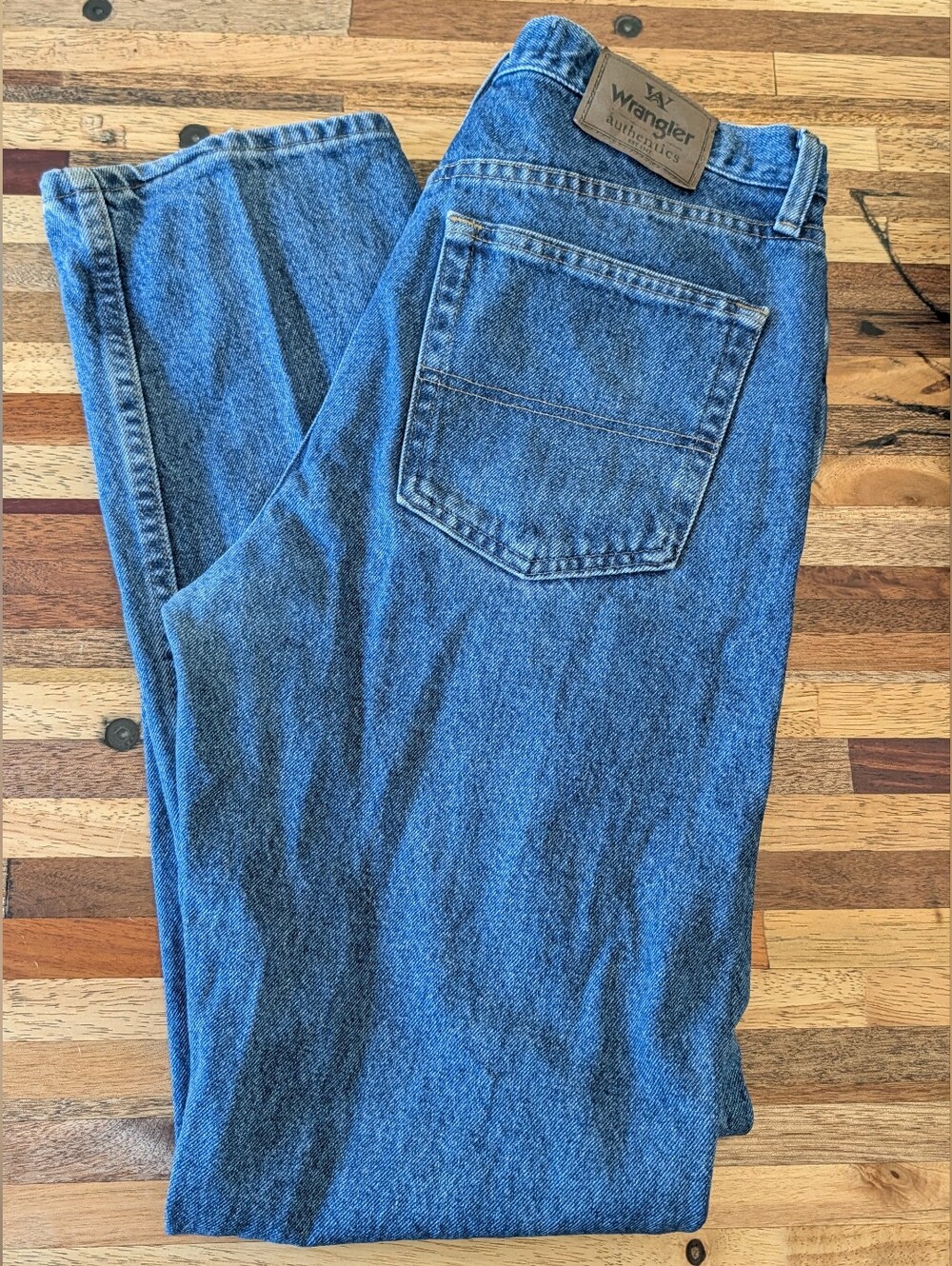 Wrangler Men's Blue Classic Fit Jeans